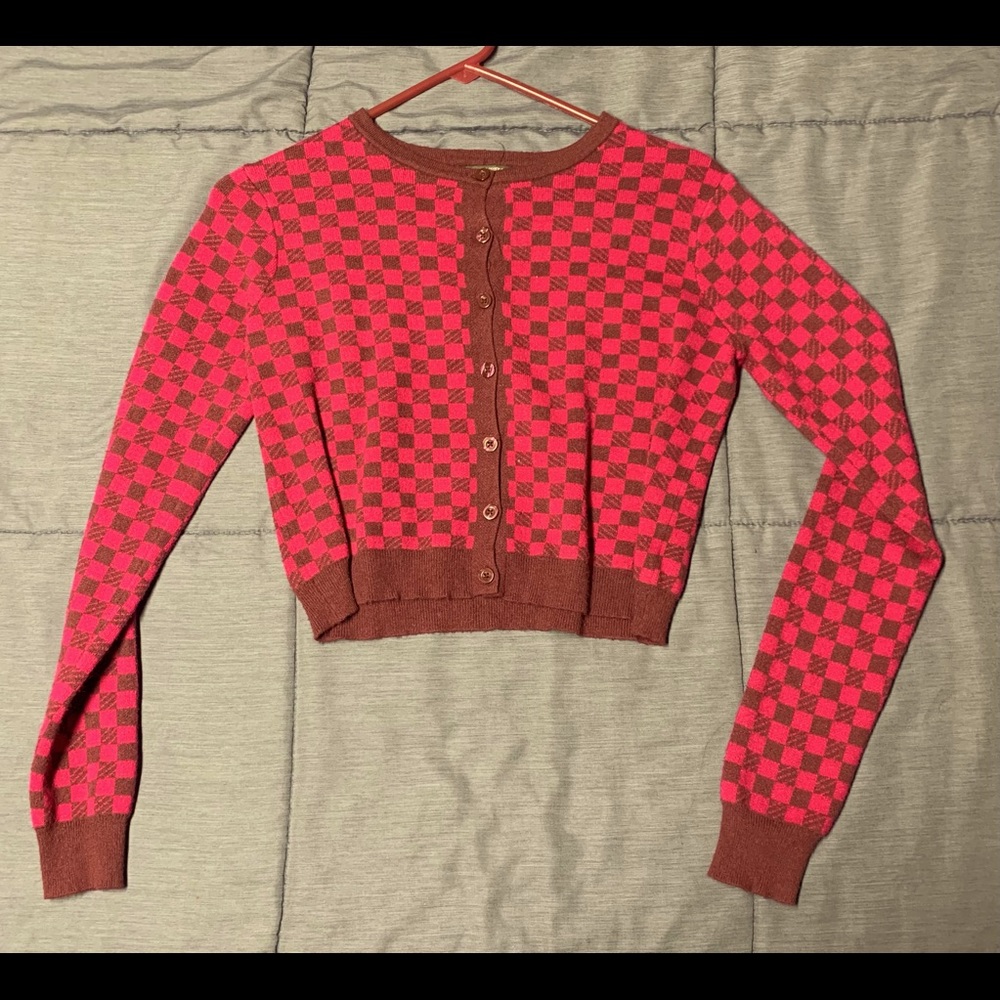 Wild Fable Pink Checkered Buttoned Sweater size Large